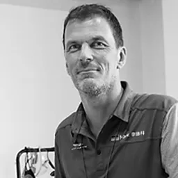 MARK LÜDDECKE
